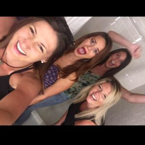 Meet your Posher, Ashley